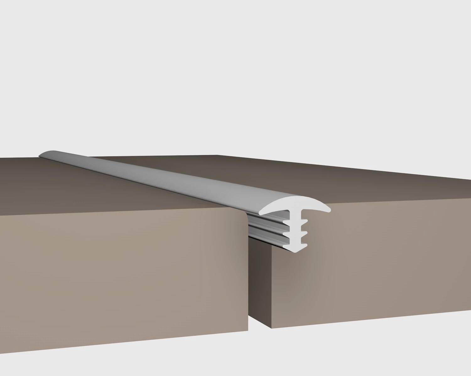 graues Treppenstufenprofil, welches zwischen zwei Holzbalken eingenutet ist